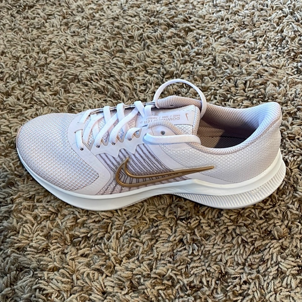 Brand new Nike Downshifter 6453 sneakers